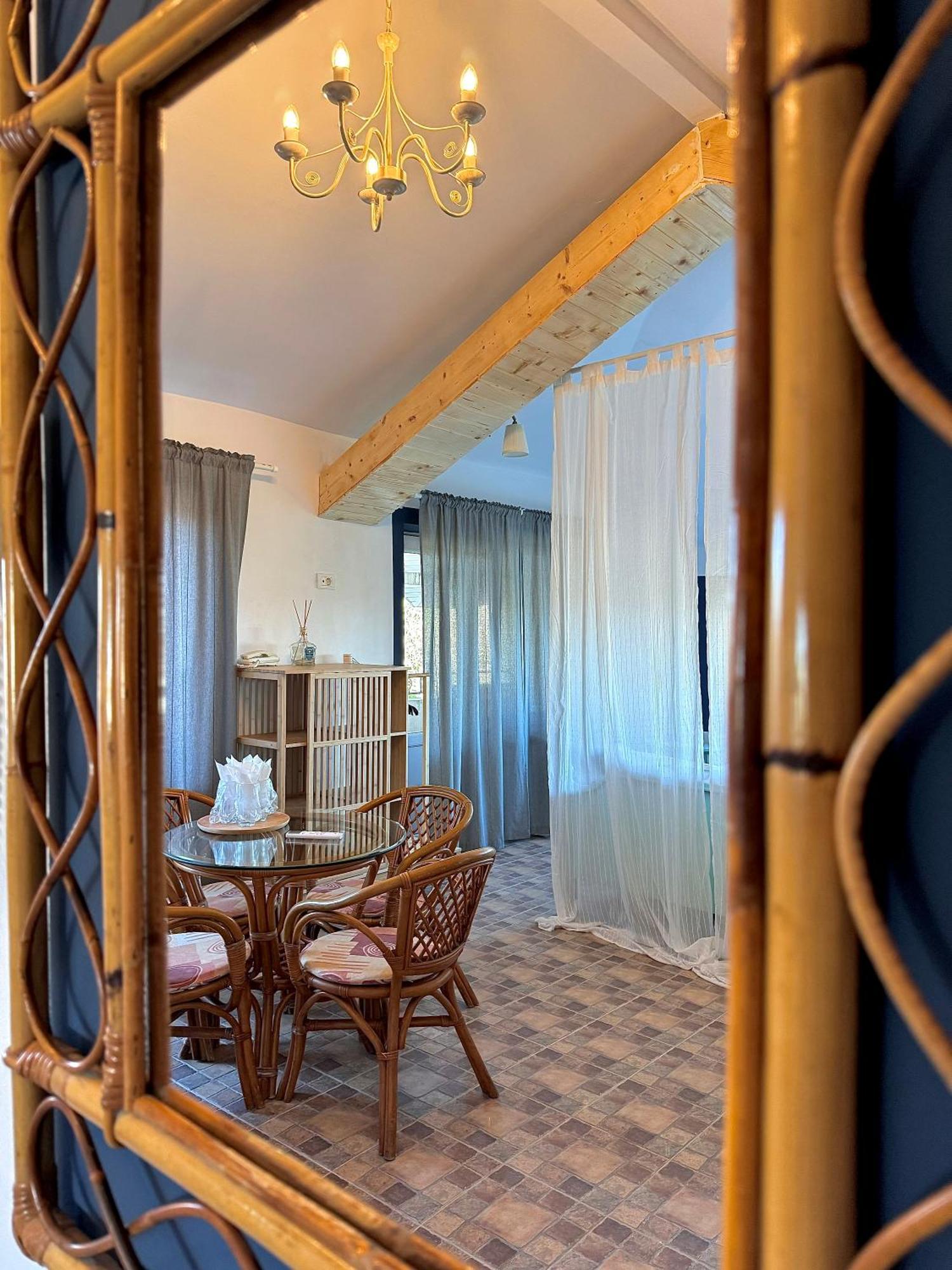 H By Hambar Apartment Вама Веке Екстериор снимка