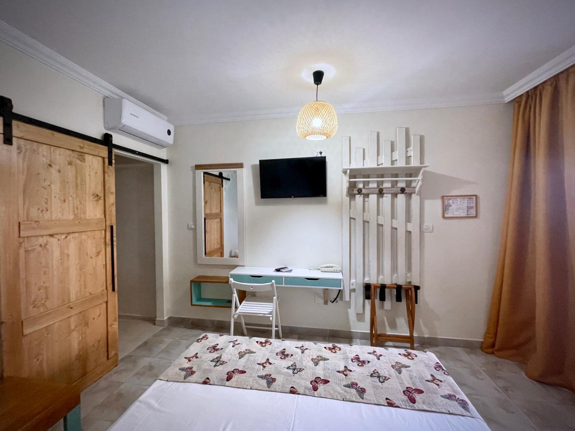 H By Hambar Apartment Вама Веке Екстериор снимка