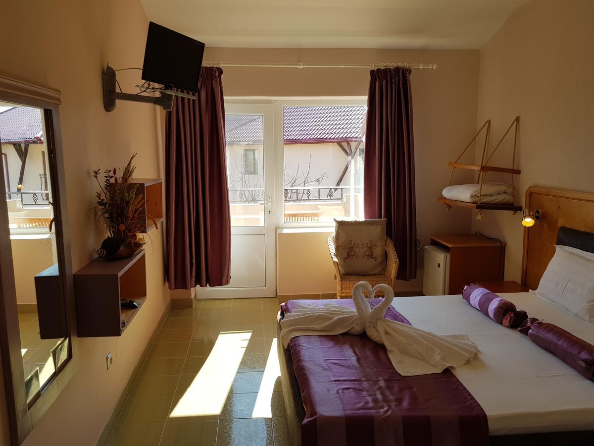 H By Hambar Apartment Вама Веке Екстериор снимка